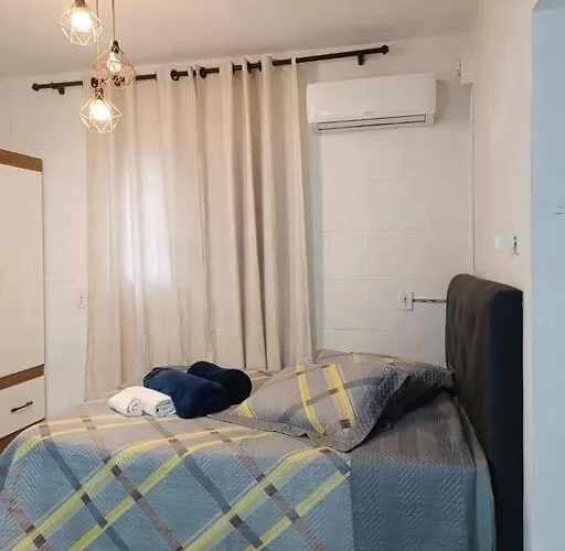 1 Quarto- Calcadao - Pe Na Areia